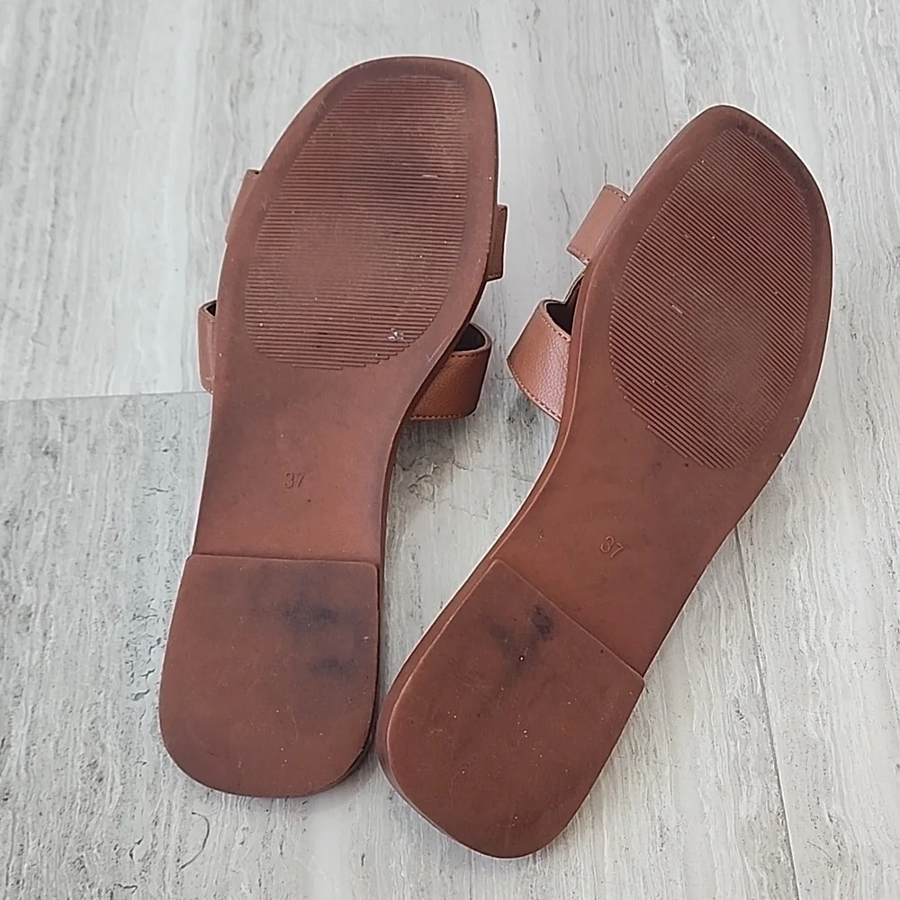 Brown H Sandals - Picture 6 of 8